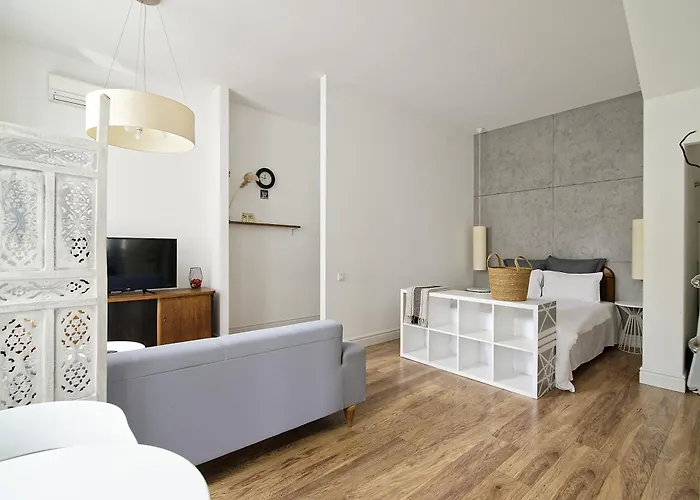 Apartament White Door Heart Of 1