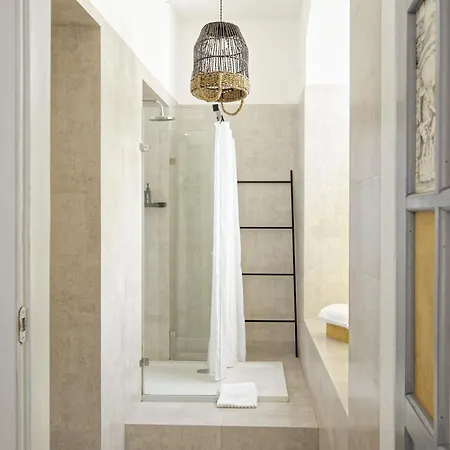 White Door Heart Of 1 Apartment Odessa